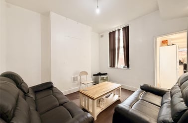 Forest Grove, Arboretum, Nottingham - Image 3